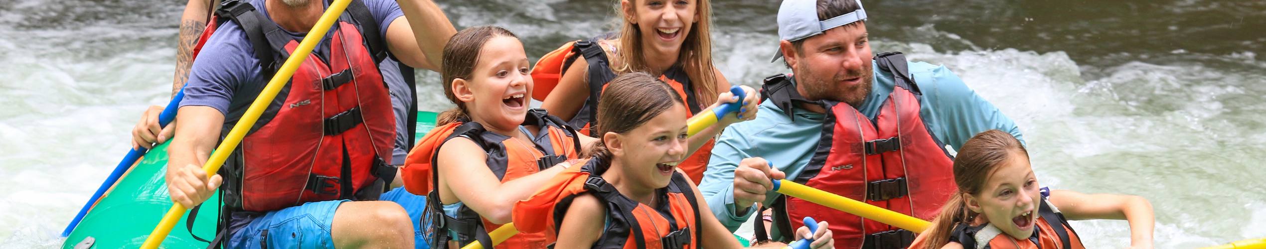 family rafting in North Carolina on the Nantahala River
