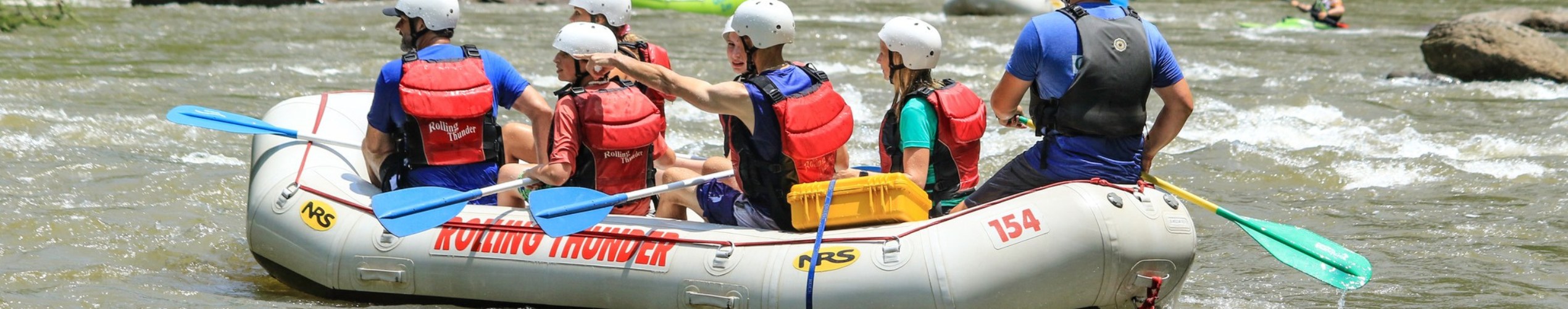 group in Ocoee river raft