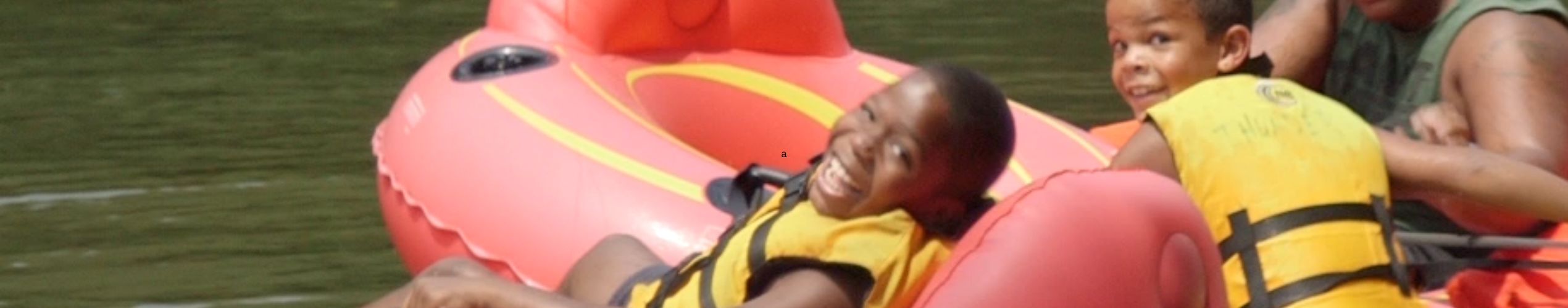 kids tubing on the Toccoa river